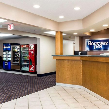 Rodeway Inn Fargo Extérieur photo