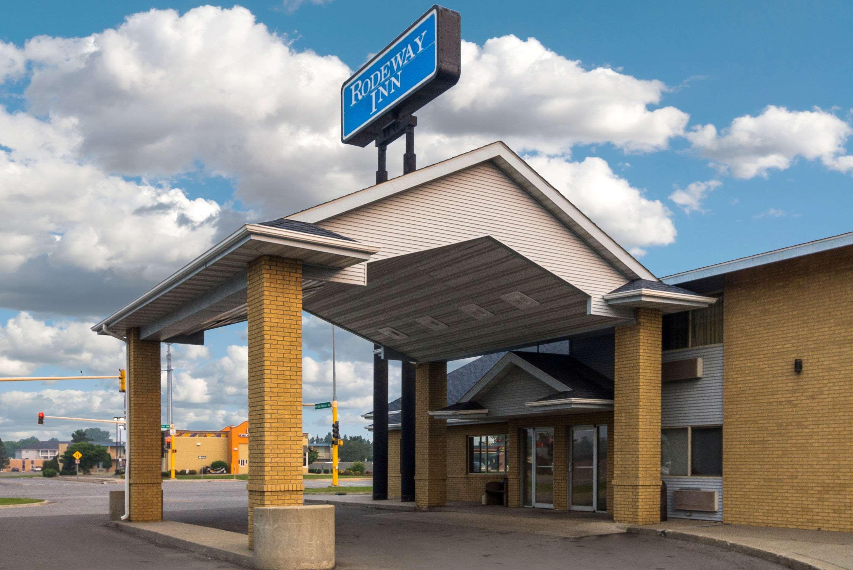 Rodeway Inn Fargo Extérieur photo