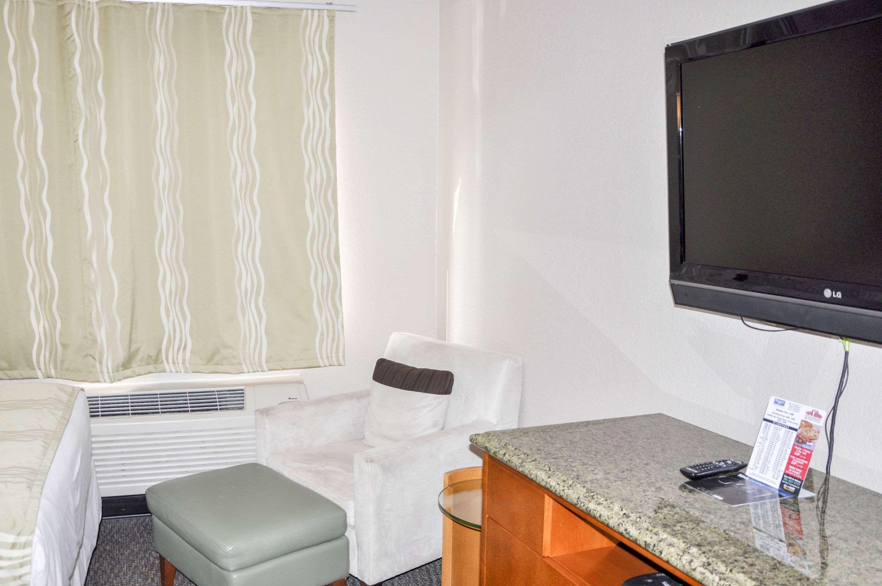 Rodeway Inn Fargo Extérieur photo