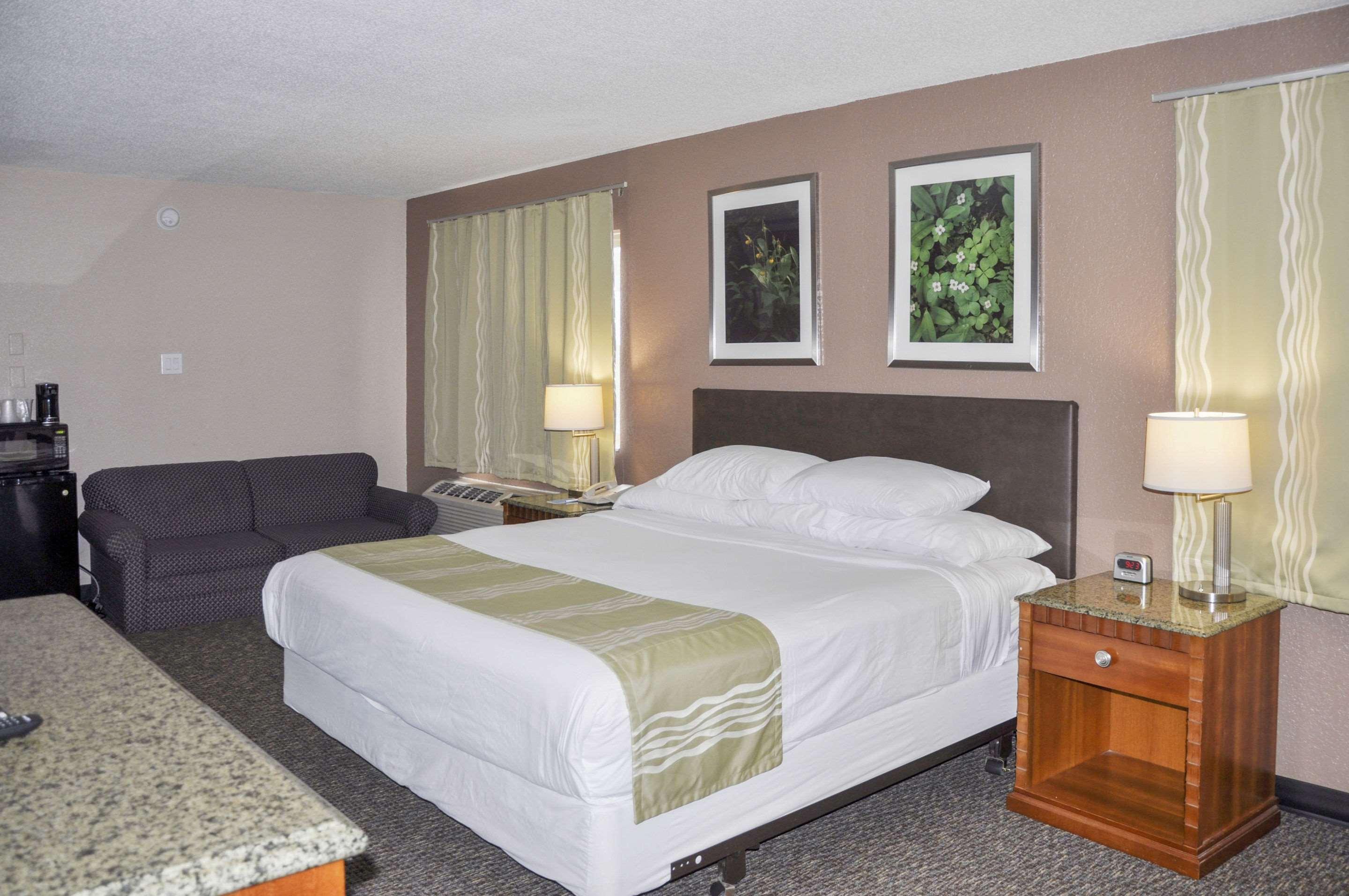 Rodeway Inn Fargo Extérieur photo