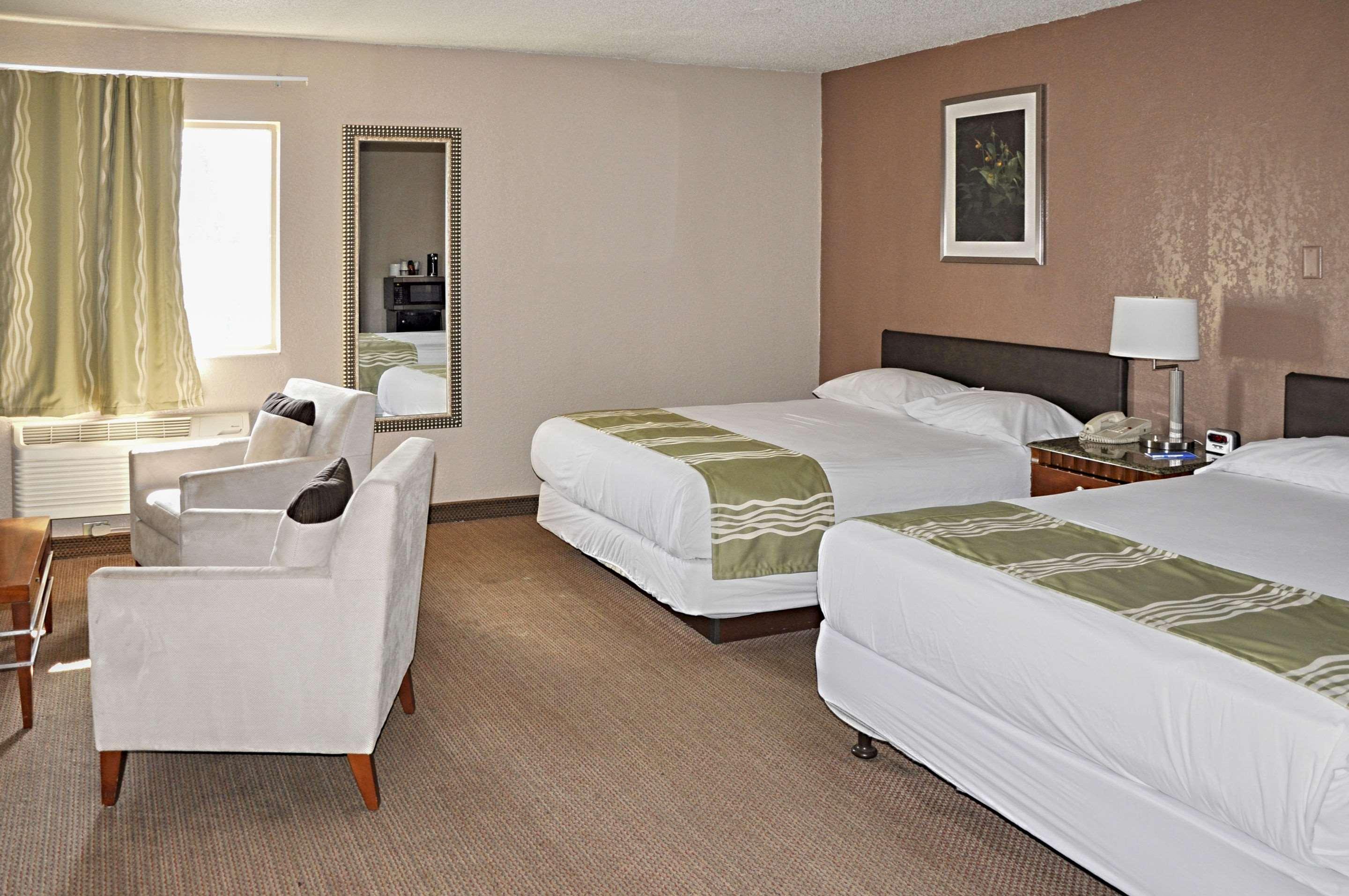 Rodeway Inn Fargo Extérieur photo