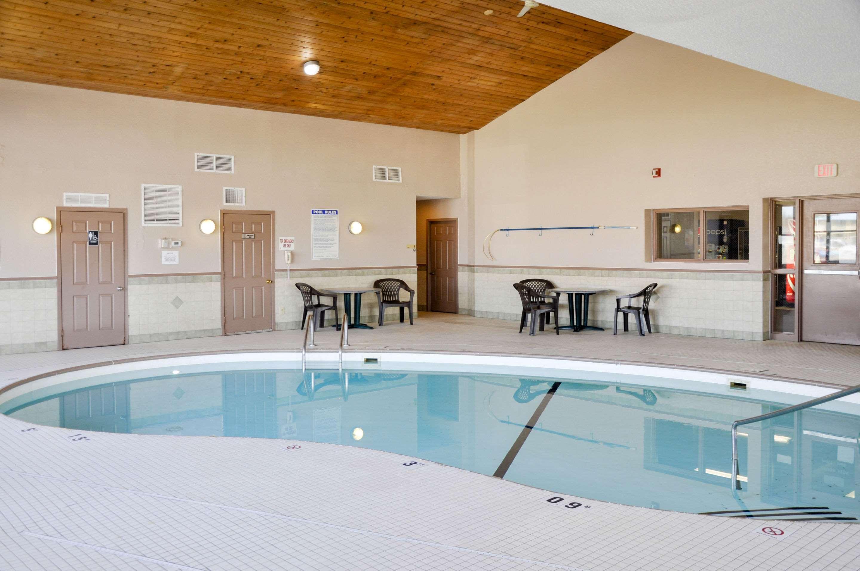 Rodeway Inn Fargo Extérieur photo
